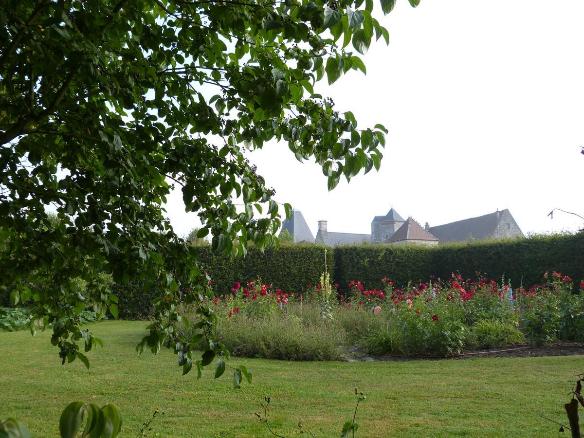 Bed and Breakfast Manoir du Plessis au Bois à Vauciennes  Extérieur photo
